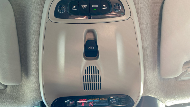 Volvo Xc40 2.0 B4P Inscription 5dr Auto Petrol Estate